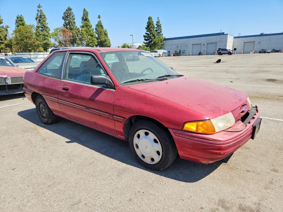 1995 FORD ESCORT LX