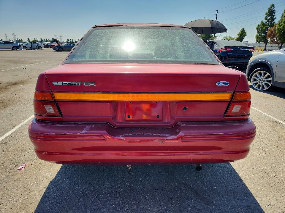 1995 FORD ESCORT LX