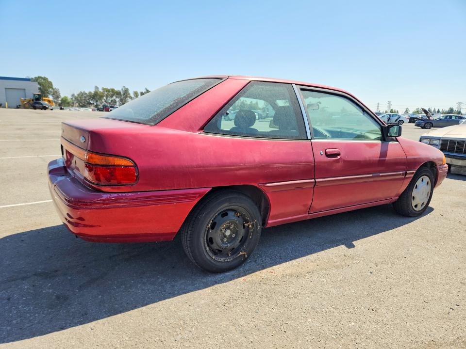 1995 FORD ESCORT LX