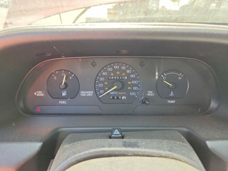 1995 FORD ESCORT LX