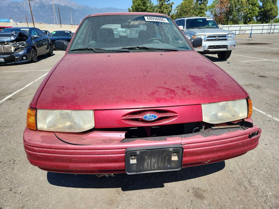 1995 FORD ESCORT LX